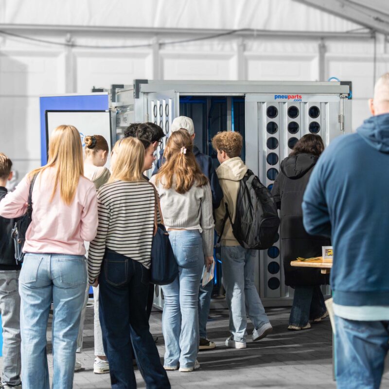 Discoveryfest25_2_jpg